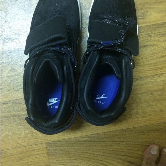 Nike trainers - Picture 4 of 5